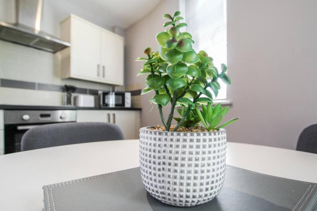 Primeee Location! - Modern Central Apartment Bristol Extérieur photo